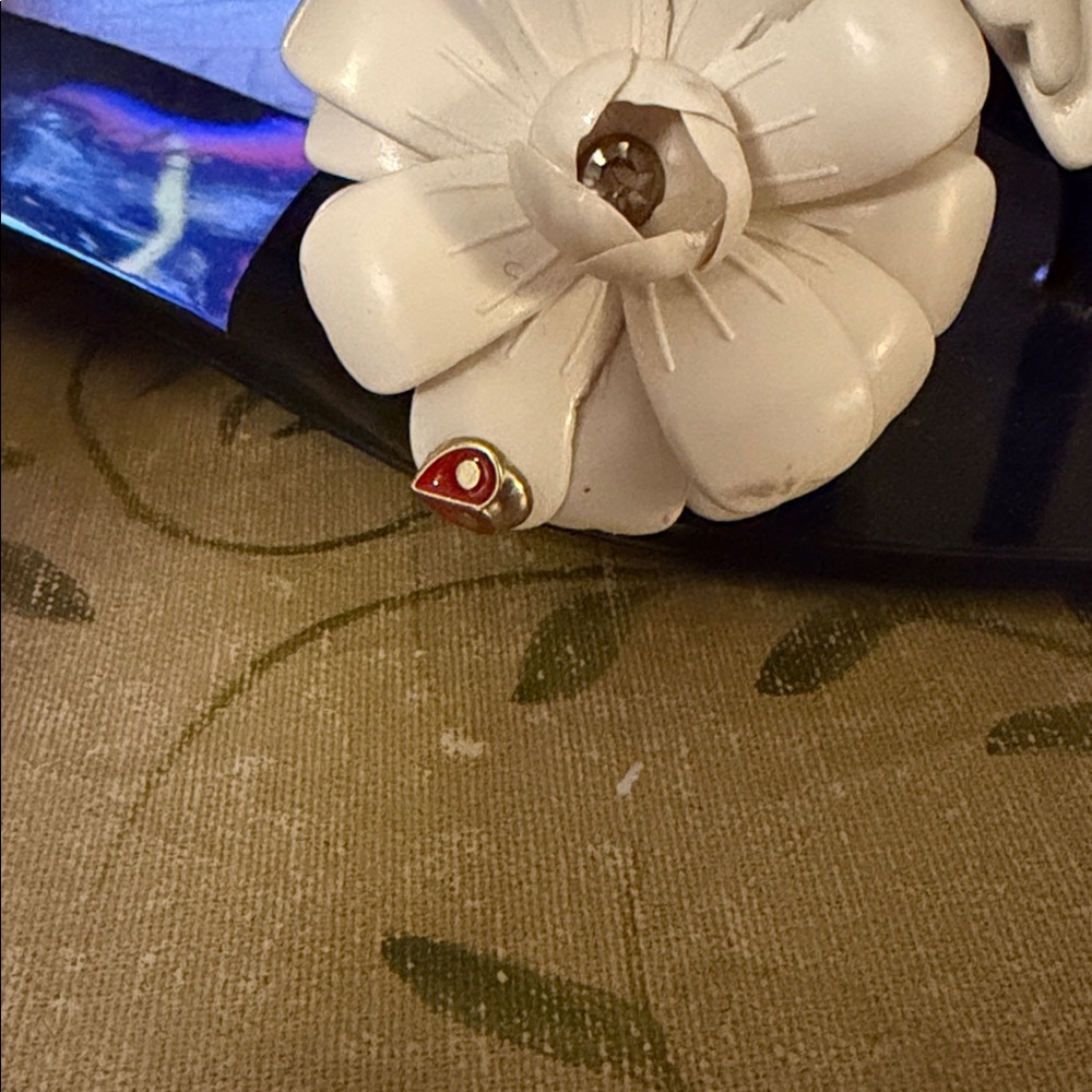 Kate Spade Black and Cream Jelly Floral Sandals - Picture 5 of 6